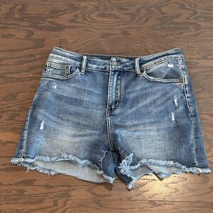 Judy Blue high-waist distressed denim shorts with a raw-edge hem Size Large